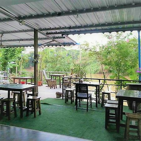 Ausgust Riverside Resort Prachinburi Exterior foto